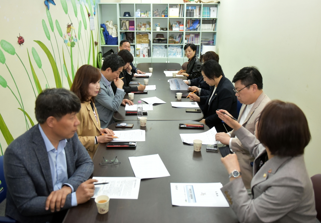 도시환경위원회_현장방문(인천나비공원,_굴포천_생태하천_복원사업지)_2025-04-28_(3).jpg 이미지