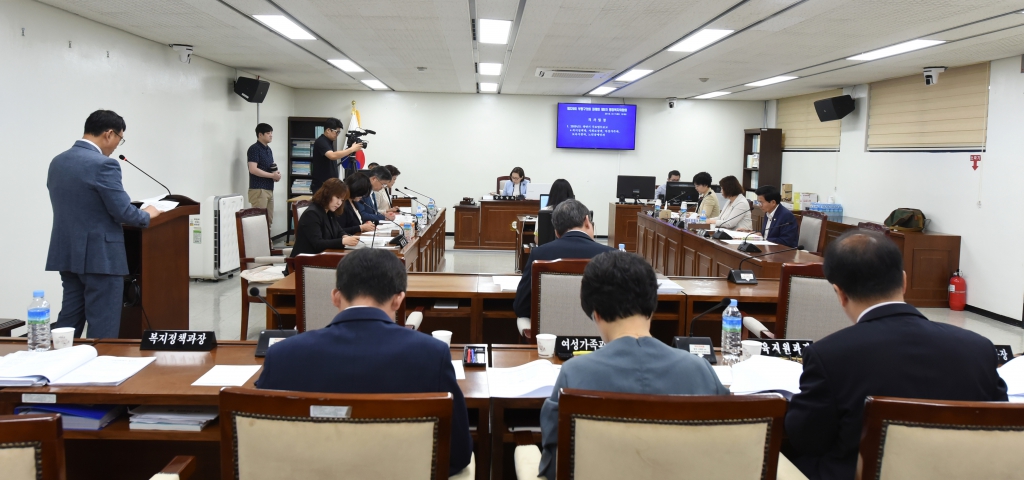 제229회_부평구의회(정례회)_제5차_행정복지위원회_2019-06-17-004.JPG 이미지