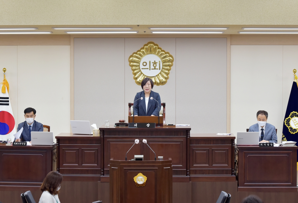 20200713_제238회_임시회_폐회.JPG 이미지